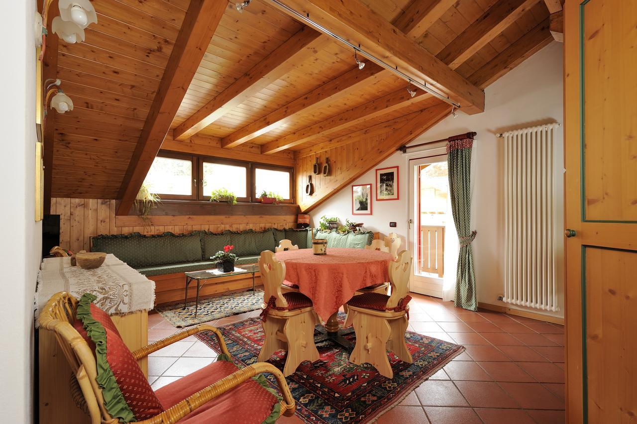 Chalet Dei Pini Aparthotel Madonna di Campiglio Exterior photo